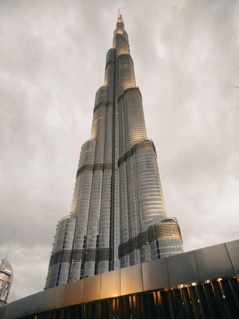 https://nomadicglobe.com/wp-content/uploads/2024/02/Burj-Khalifa-768x1024.jpg
